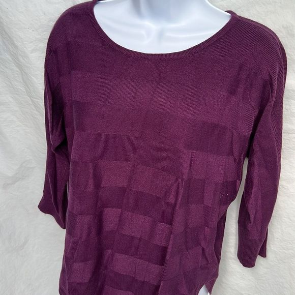 Design History ladies purple lite weight pullover sweater size Medium - Picture 3 of 5